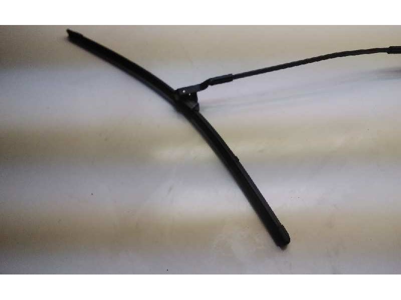 Recambio de brazo limpia delantero derecho para bmw x6 (e71) 3.0d referencia OEM IAM 6161715373903158  