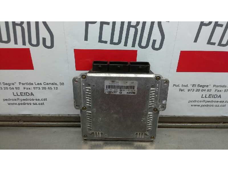 Recambio de centralita motor uce para renault laguna ii grandtour (kg0) privilege referencia OEM IAM 8200309321 215 