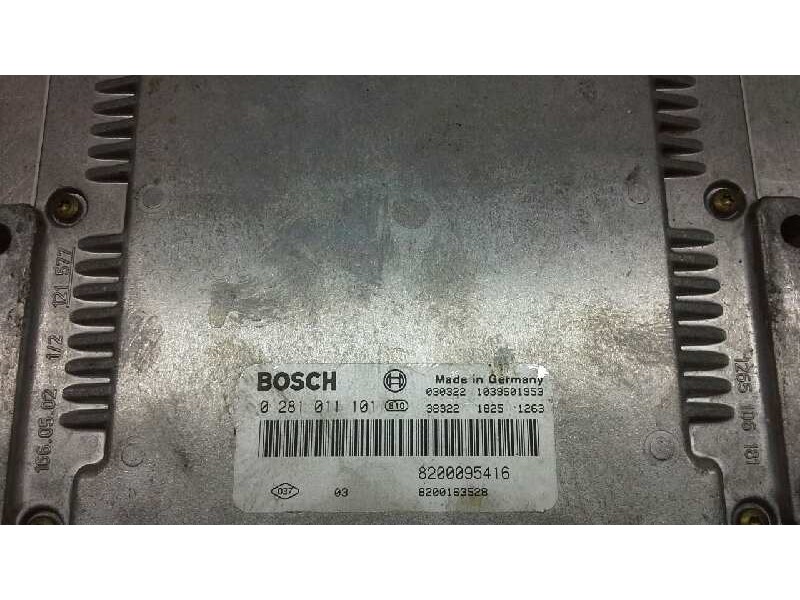 Recambio de centralita motor uce para renault laguna ii grandtour (kg0) privilege referencia OEM IAM 8200309321 215 