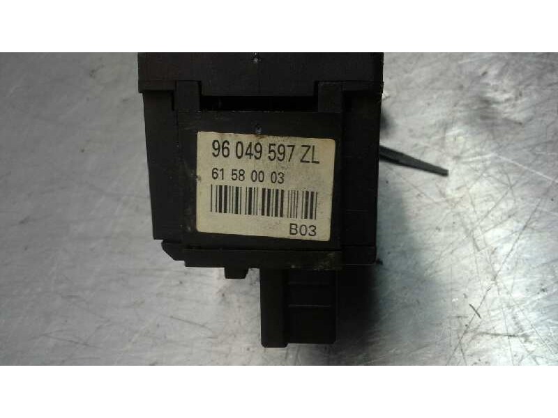 Recambio de mando limpia para peugeot 206 berlina xs referencia OEM IAM 6239G6  