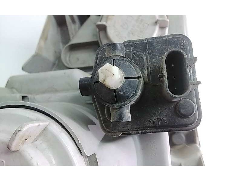 Recambio de faro izquierdo para hyundai terracan (hp) 2.9 crdi gl referencia OEM IAM 92101H1XXX  