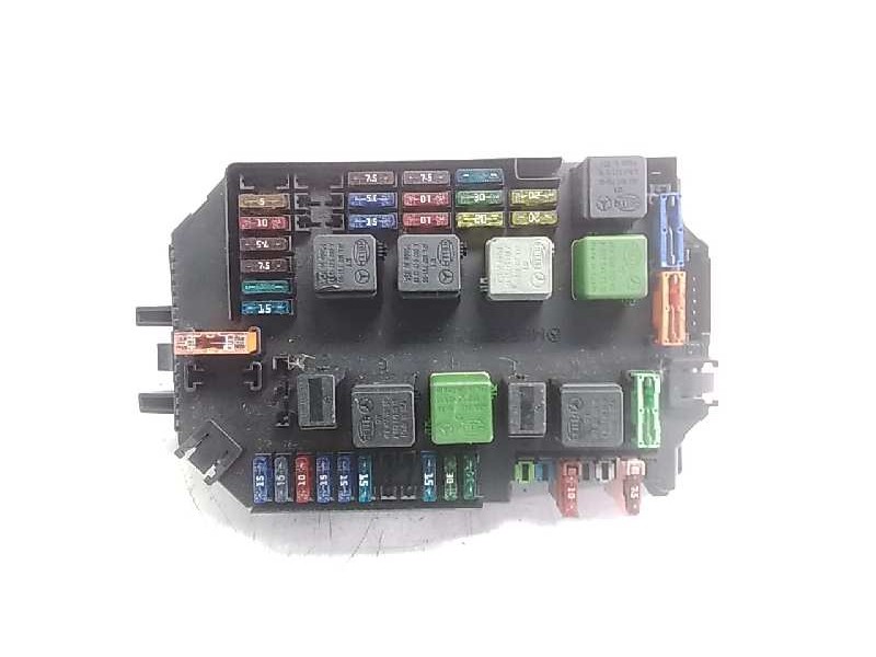 Recambio de caja fusibles para mercedes clase s (w221) berlina 320 / 350 cdi (221.022) referencia OEM IAM A2215450001  