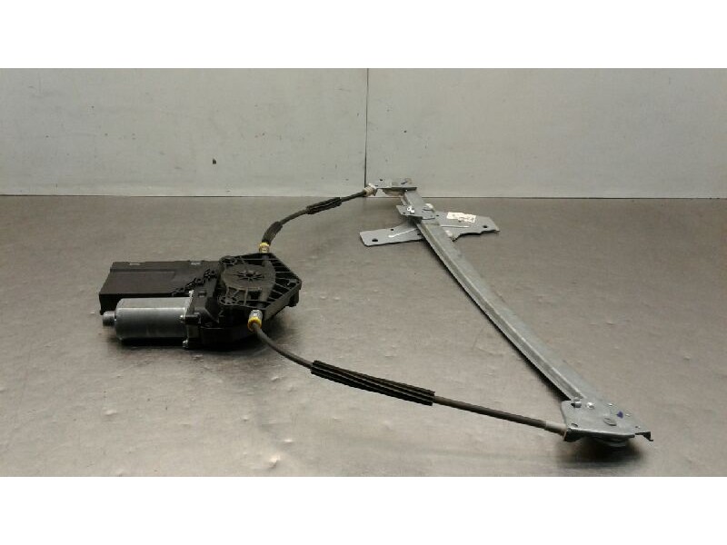 Recambio de elevalunas delantero izquierdo para peugeot 307 break / sw (s1) sw pack referencia OEM IAM 130821767  