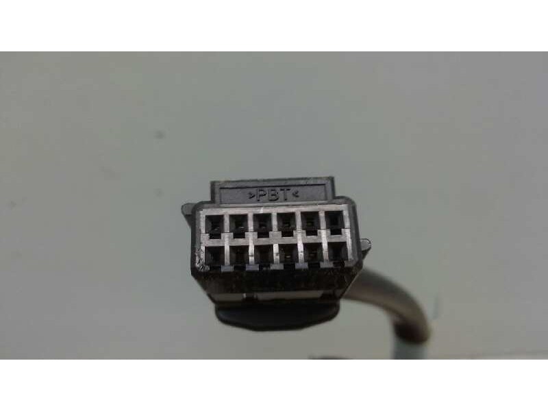 Recambio de retrovisor izquierdo para renault clio iv dynamique referencia OEM IAM   