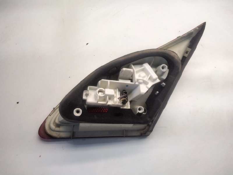 Recambio de piloto trasero derecho porton para opel astra j lim. enjoy referencia OEM IAM 8600601  