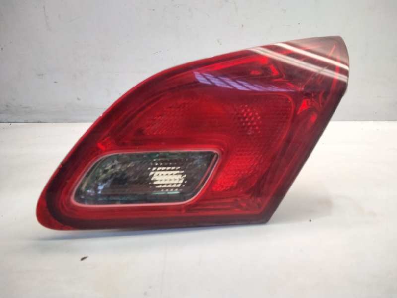 Recambio de piloto trasero izquierdo porton para opel astra j lim. enjoy referencia OEM IAM 31642202  