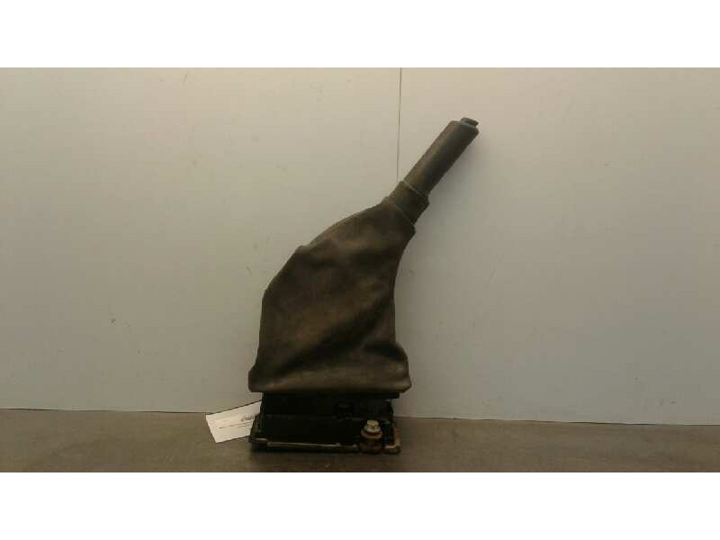 Recambio de palanca freno de mano para nissan primastar (x83) avantour 7 asientos, batalla corta 2,75t referencia OEM IAM   