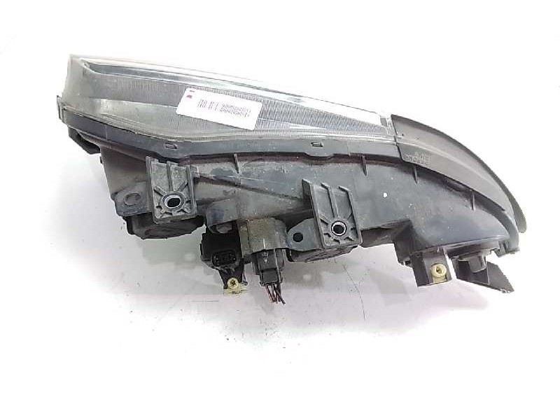 Recambio de faro derecho para mg rover mg zs (t/rt) 120 referencia OEM IAM XBC002680  