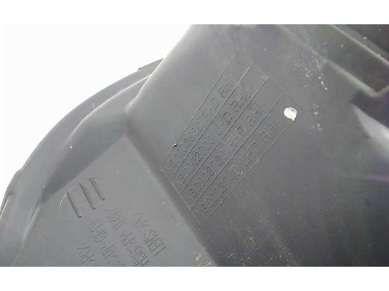 Recambio de faro derecho para mg rover mg zs (t/rt) 120 referencia OEM IAM XBC002680  