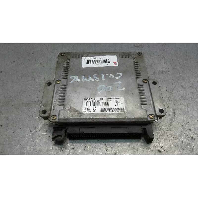 Recambio de centralita motor uce para peugeot 206 berlina xt referencia OEM IAM 0281010250 160 