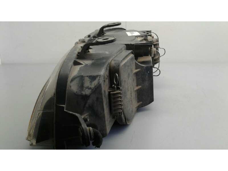 Recambio de faro derecho para fiat punto berlina (188) 1.2 cat referencia OEM IAM   106039