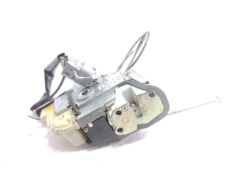 Recambio de cerradura puerta delantera derecha para lexus rx300 (mcu15) luxury referencia OEM IAM 20829  