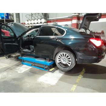 BMW 7 (F01, F02, F03, F04) de desguace