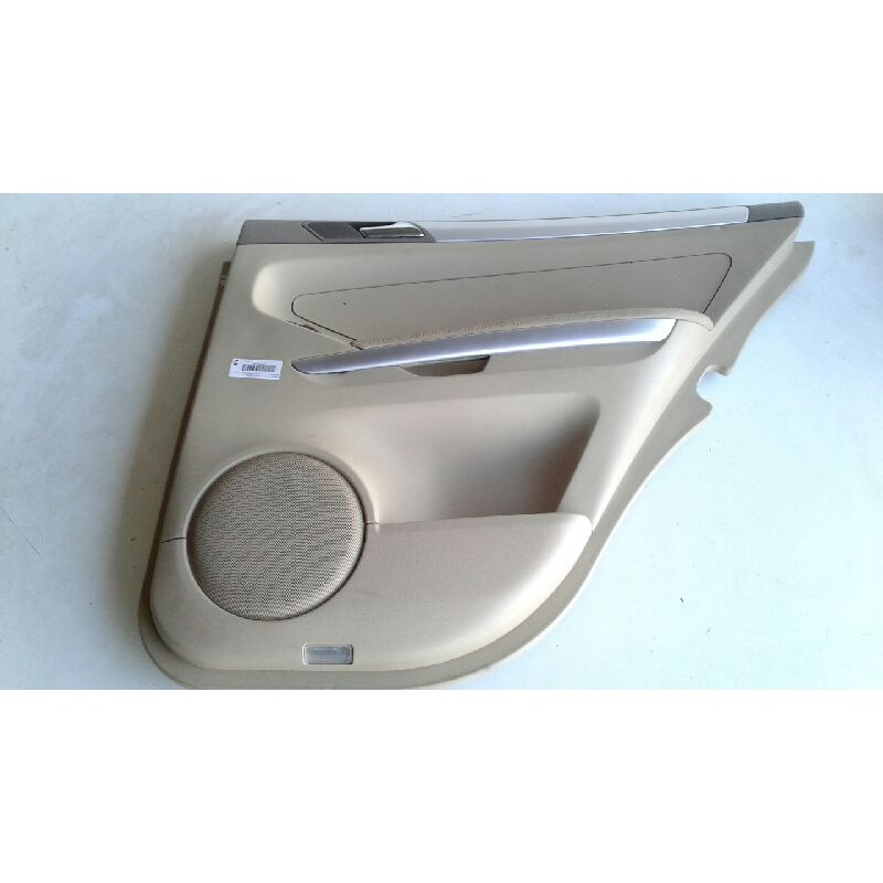 Recambio de guarnecido puerta trasera derecha para mercedes clase m (w164) ml 350 cdi (164.122) referencia OEM IAM   
