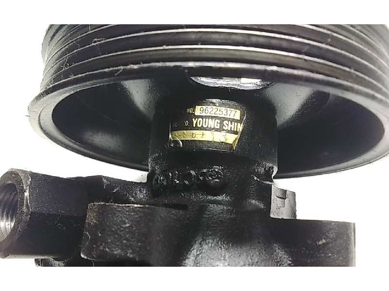 Recambio de bomba servodireccion para daewoo aranos 1.8 referencia OEM IAM 96225377  106193