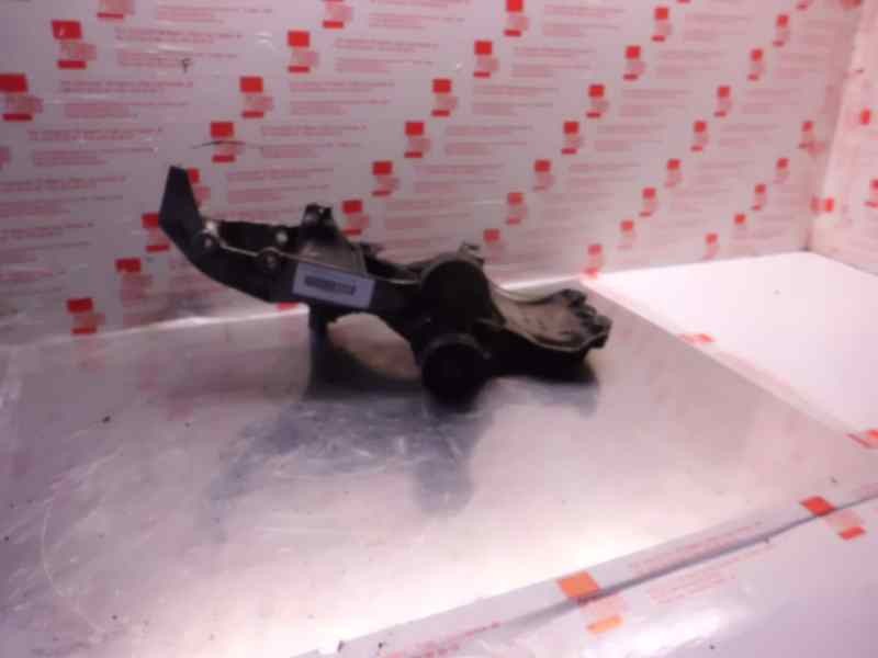 Recambio de soporte alternador para renault megane i coupe fase 2 (da..) 1.6 16v referencia OEM IAM 7700274249  
