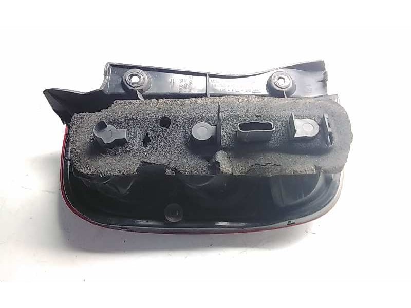 Recambio de piloto trasero derecho para nissan micra (k12e) acenta referencia OEM IAM B6550AX720  