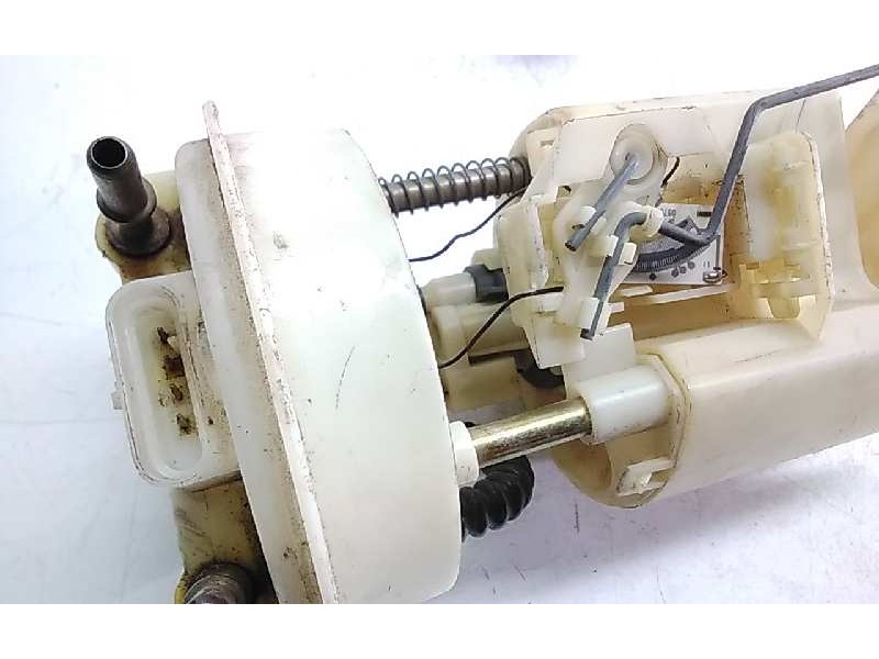 Recambio de aforador para volvo v40 referencia OEM IAM 09750409905  