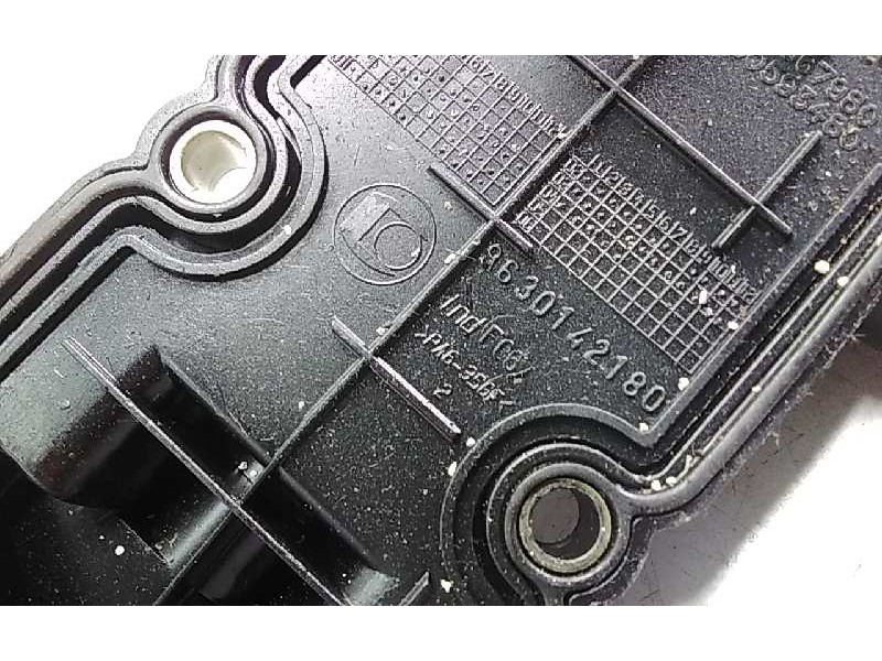 Recambio de tapa balancines para citroen xsara berlina 2.0 16v cat (rfn / ew10j4) referencia OEM IAM 960142180  