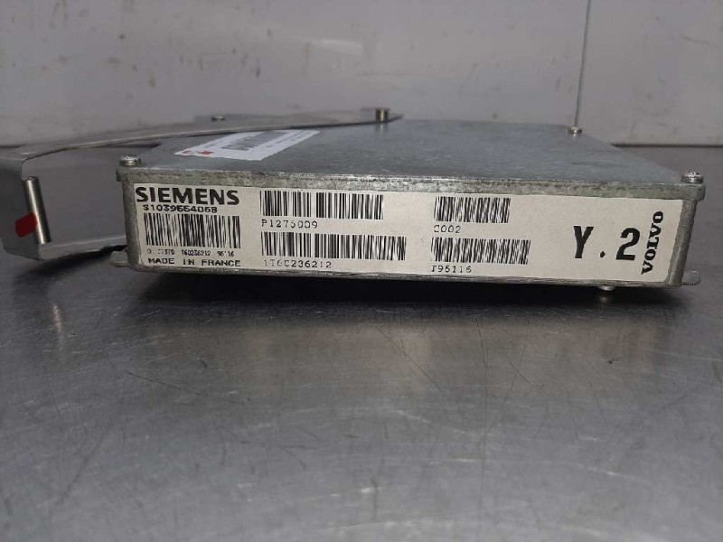 Recambio de centralita motor uce para volvo serie 850 2.5 10v berlina referencia OEM IAM S103955406B  
