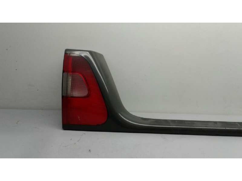 Recambio de piloto trasero central para volvo serie 850 2.5 10v berlina referencia OEM IAM 9133726  