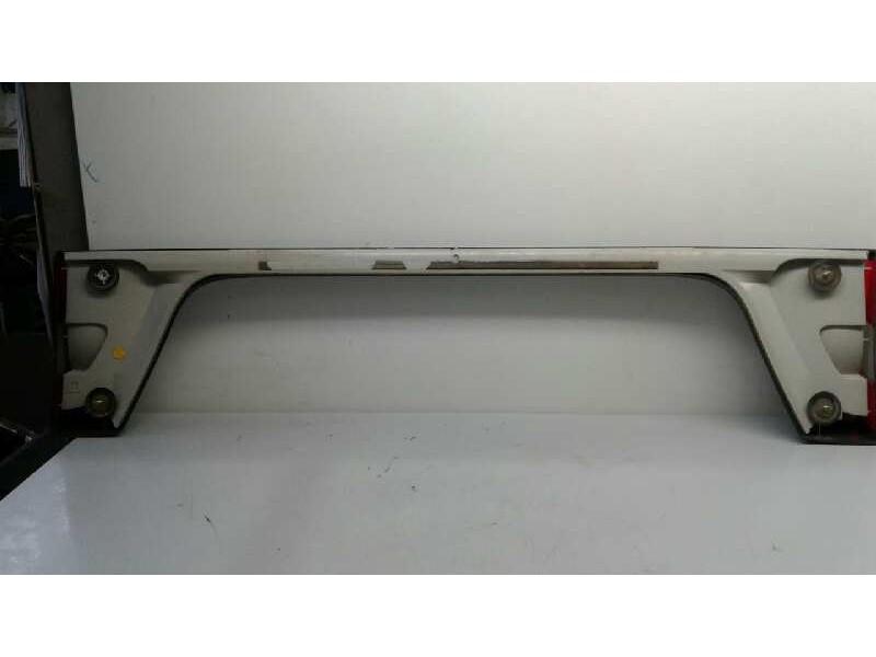 Recambio de piloto trasero central para volvo serie 850 2.5 10v berlina referencia OEM IAM 9133726  