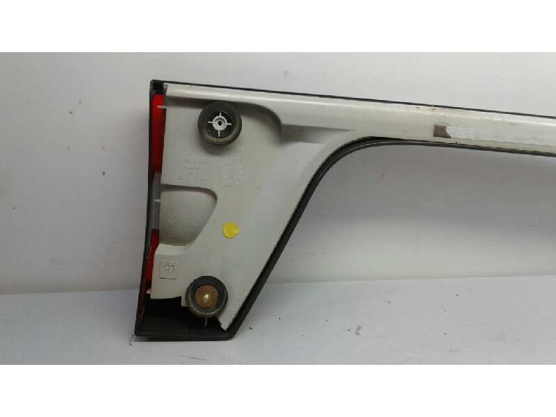 Recambio de piloto trasero central para volvo serie 850 2.5 10v berlina referencia OEM IAM 9133726  