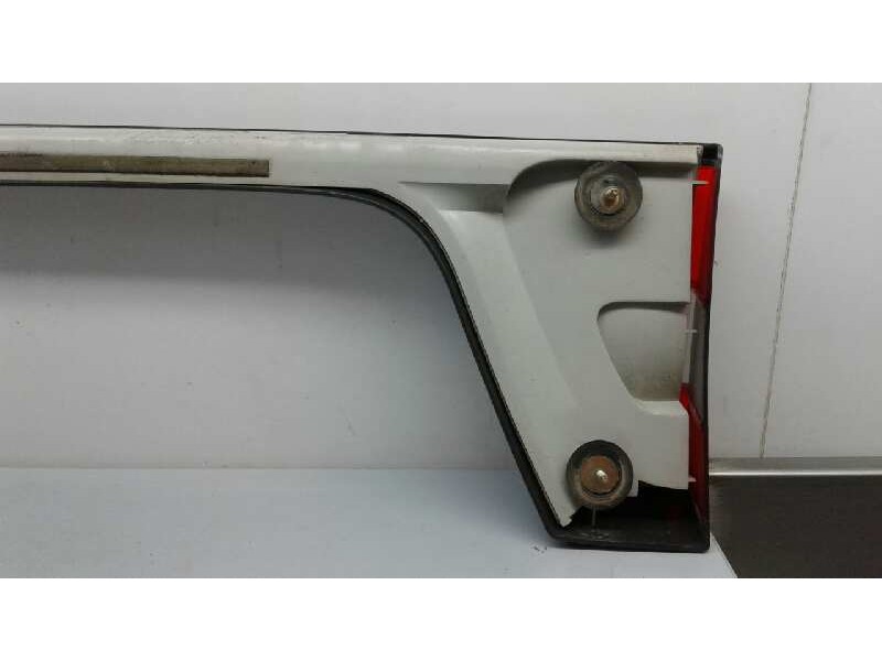 Recambio de piloto trasero central para volvo serie 850 2.5 10v berlina referencia OEM IAM 9133726  