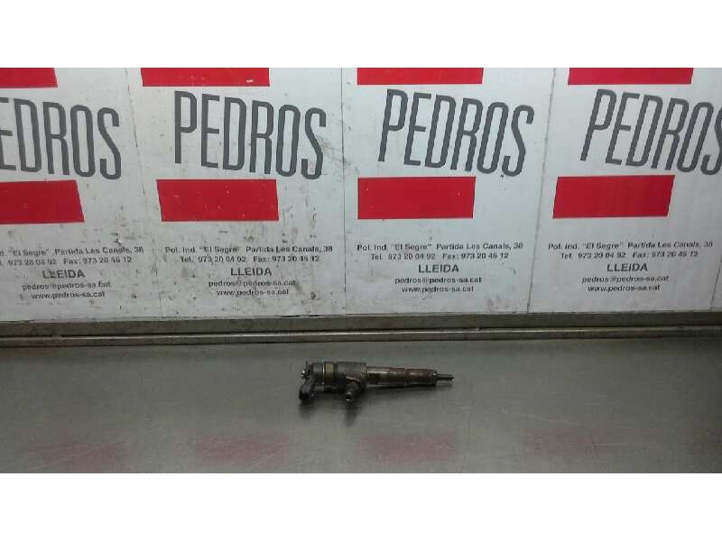 Recambio de inyector para peugeot 207 1.4 hdi referencia OEM IAM 0445110252  