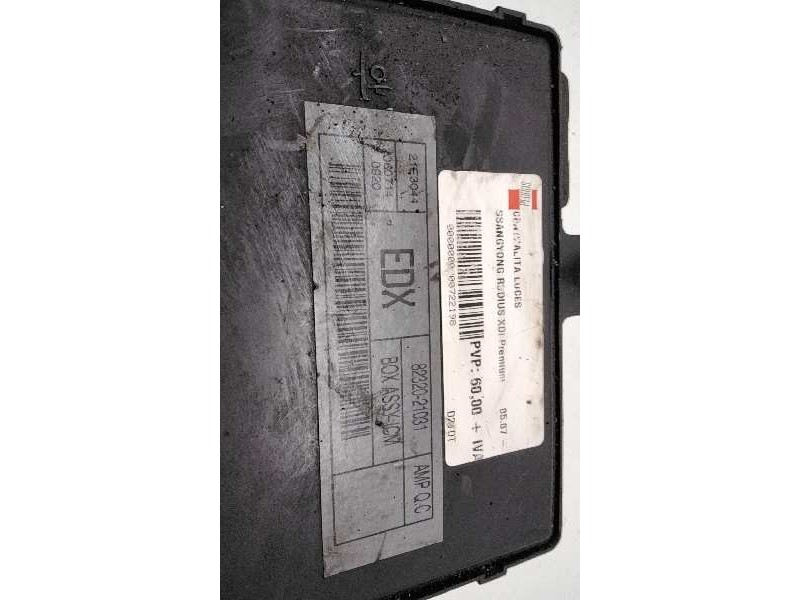 Recambio de centralita luces para ssangyong rodius xdi premium referencia OEM IAM 8232021031 21E3044 8232021031