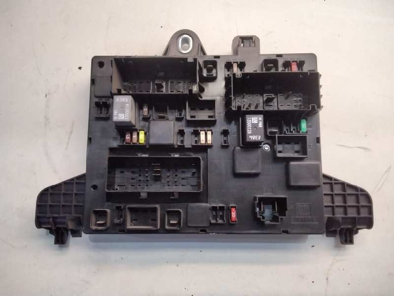 Recambio de caja reles para opel astra j lim. enjoy referencia OEM IAM 365927271  