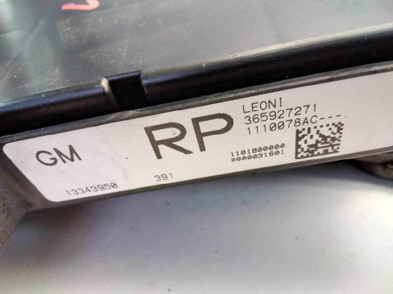 Recambio de caja reles para opel astra j lim. enjoy referencia OEM IAM 365927271  