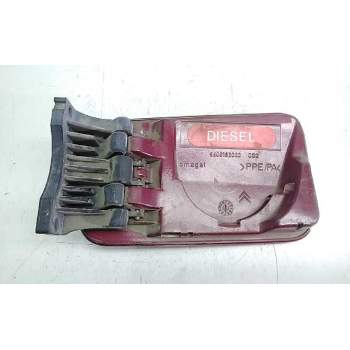 Recambio de tapa exterior combustible para citroën xantia berlina 1.9 diesel referencia OEM IAM 9608162080  