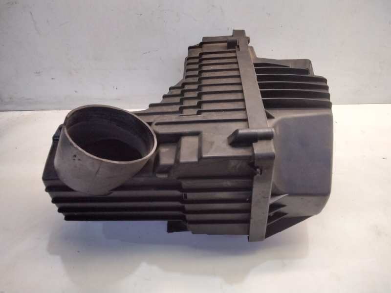 Recambio de caja filtro de aire para peugeot 407 sw st confort referencia OEM IAM 9644910780  