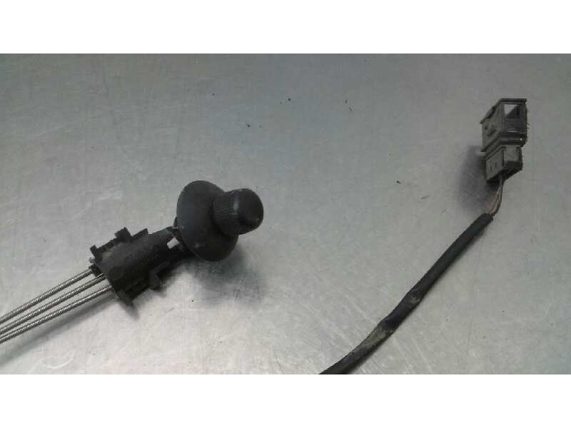 Recambio de retrovisor derecho para seat ibiza (6k1) select referencia OEM IAM   