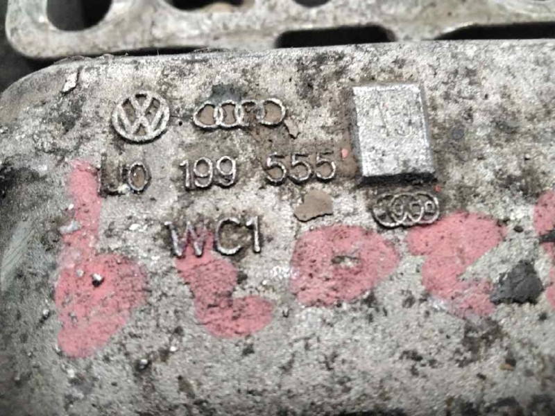 Recambio de soporte motor izquierdo superior para seat leon (1m1) sport referencia OEM IAM 1J0199555  