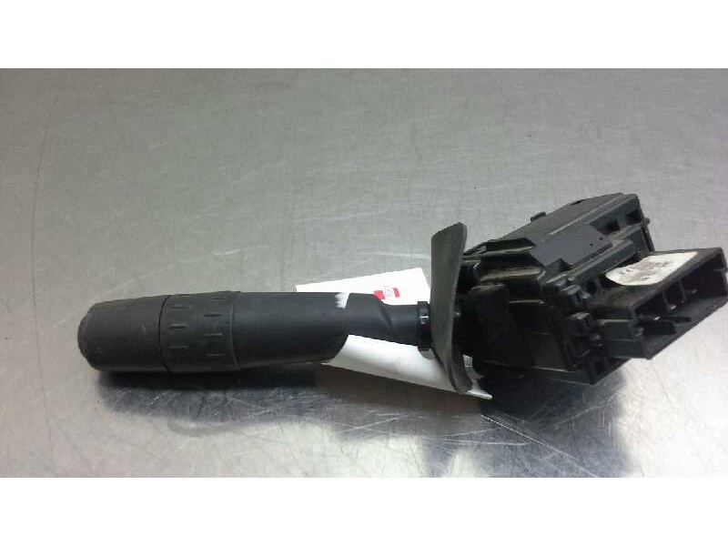 Recambio de mando limpia para citroen xsara berlina 1.6 lx referencia OEM IAM   