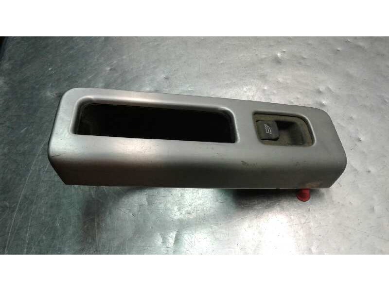 Recambio de mando elevalunas trasero izquierdo para volvo s40 berlina 1.6 diesel cat referencia OEM IAM   