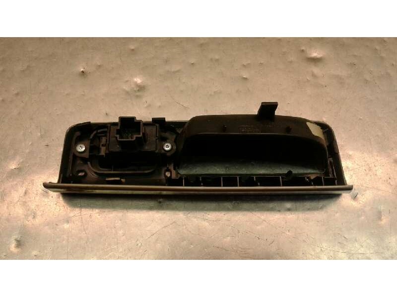 Recambio de mando elevalunas trasero izquierdo para volvo s40 berlina 1.6 diesel cat referencia OEM IAM   