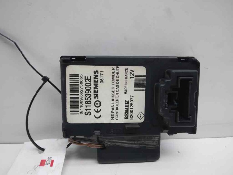 Recambio de conmutador de arranque para renault scenic ii authentique referencia OEM IAM 8200125077  