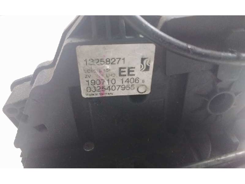 Recambio de cerradura puerta delantera izquierda para opel corsa d selective referencia OEM IAM 12258271  