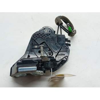 CERRADURA PUERTA TRASERA DERECHA 61035FJ000 
