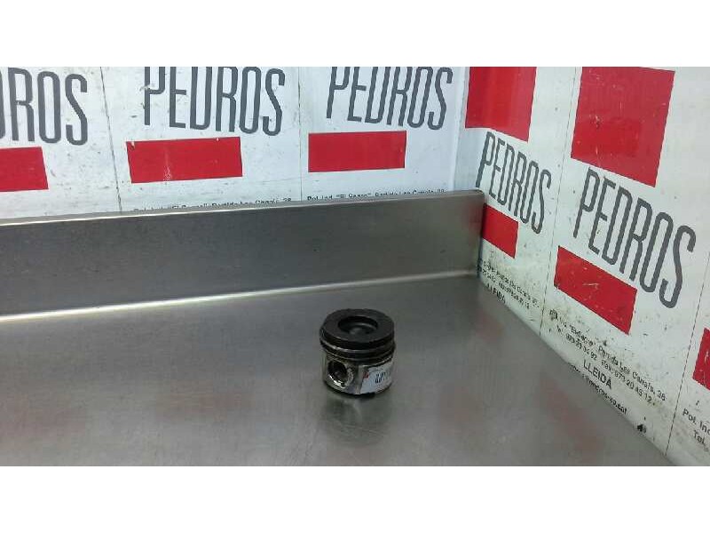 Recambio de piston para peugeot partner (s2) 1.6 16v hdi referencia OEM IAM   