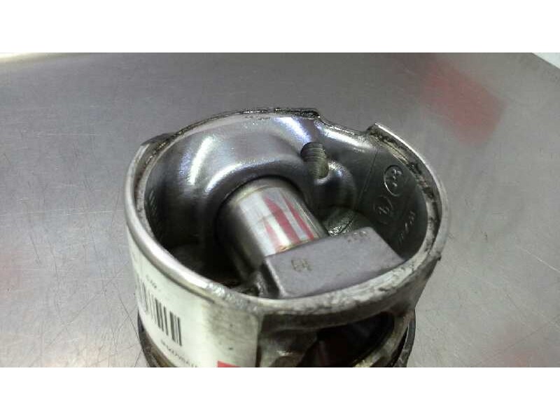 Recambio de piston para peugeot partner (s2) 1.6 16v hdi referencia OEM IAM   