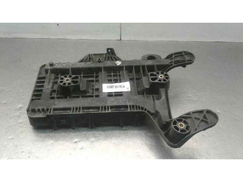 Recambio de soporte de bateria para volkswagen passat variant (3c5) advance referencia OEM IAM 1K0915333  