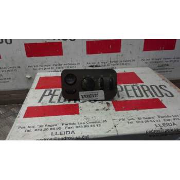 MANDO LUCES 04685711AC 