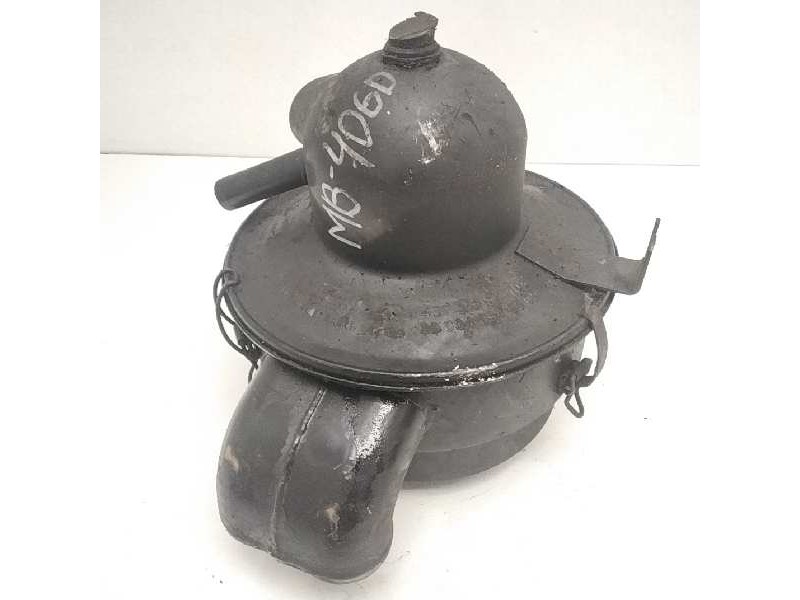 Recambio de caja filtro de aire para mercedes mb 100 d caja cerrada / combi referencia OEM IAM   10674