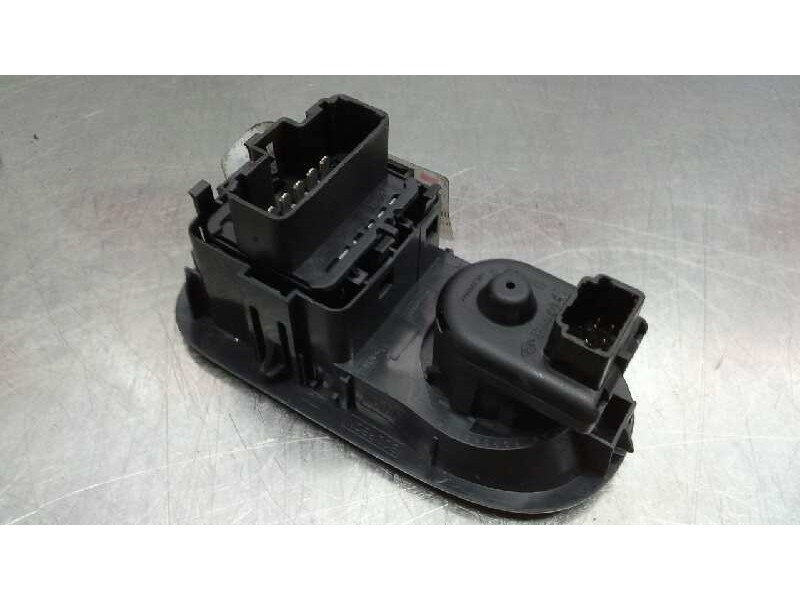 Recambio de mando elevalunas delantero izquierdo para nissan nv 400 l2h2 3,3t pro referencia OEM IAM 2540000Q0A  