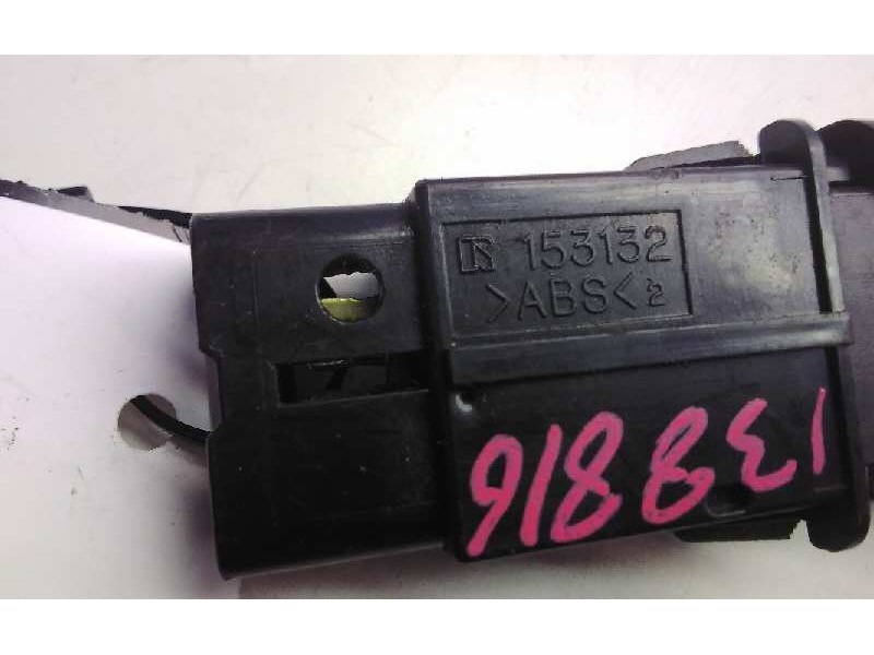 Recambio de warning para mazda premacy (cp) active (74kw) referencia OEM IAM 153132  