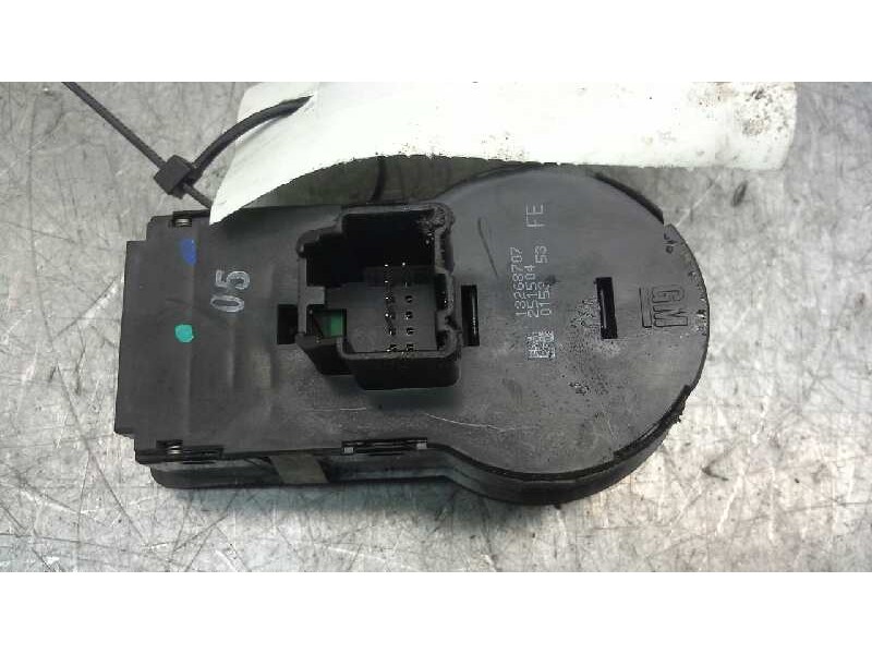 Recambio de mando luces para opel astra j lim. cosmo referencia OEM IAM 13268707  